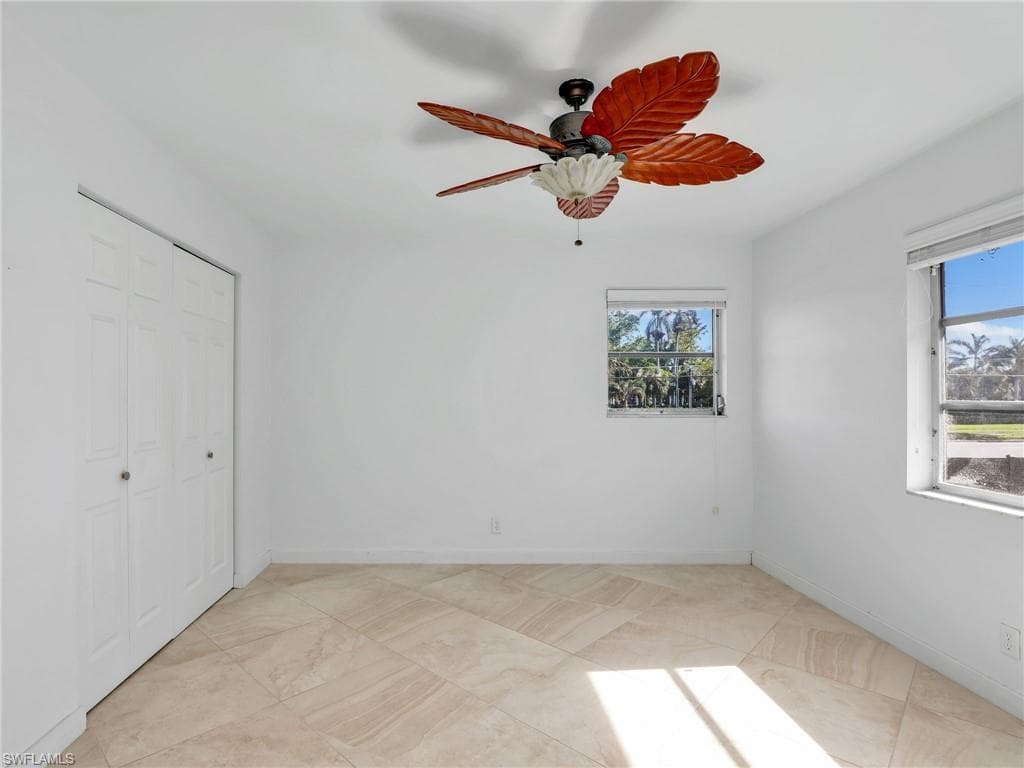 1400 Pompei LN # 52, NAPLES FL 34103-15
