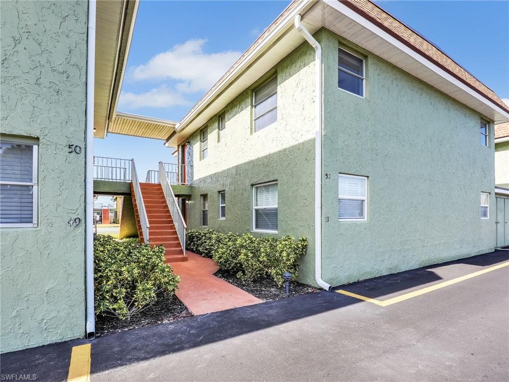 1400 Pompei LN # 52, NAPLES FL 34103-4