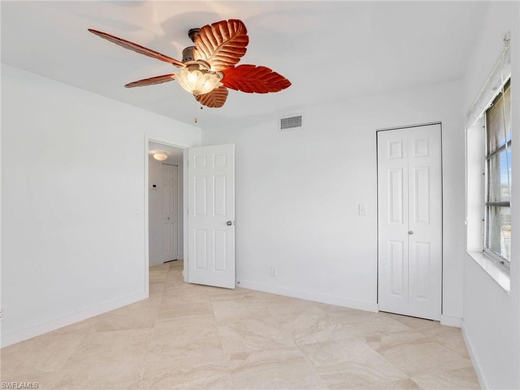 1400 Pompei LN # 52, NAPLES FL 34103-20