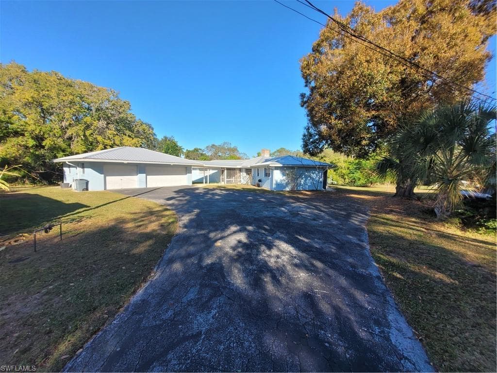 10131 Main DR, BONITA SPRINGS FL 34135-43