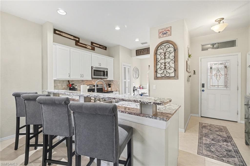 9776 Mendocino DR, FORT MYERS FL 33919-5