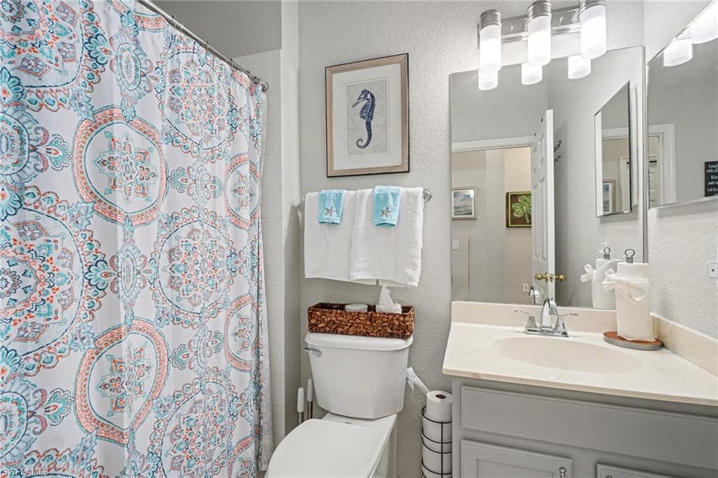 9776 Mendocino DR, FORT MYERS FL 33919-19