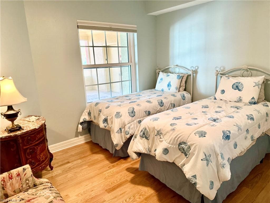 401 Bayfront PL # 3304, NAPLES FL 34102-11