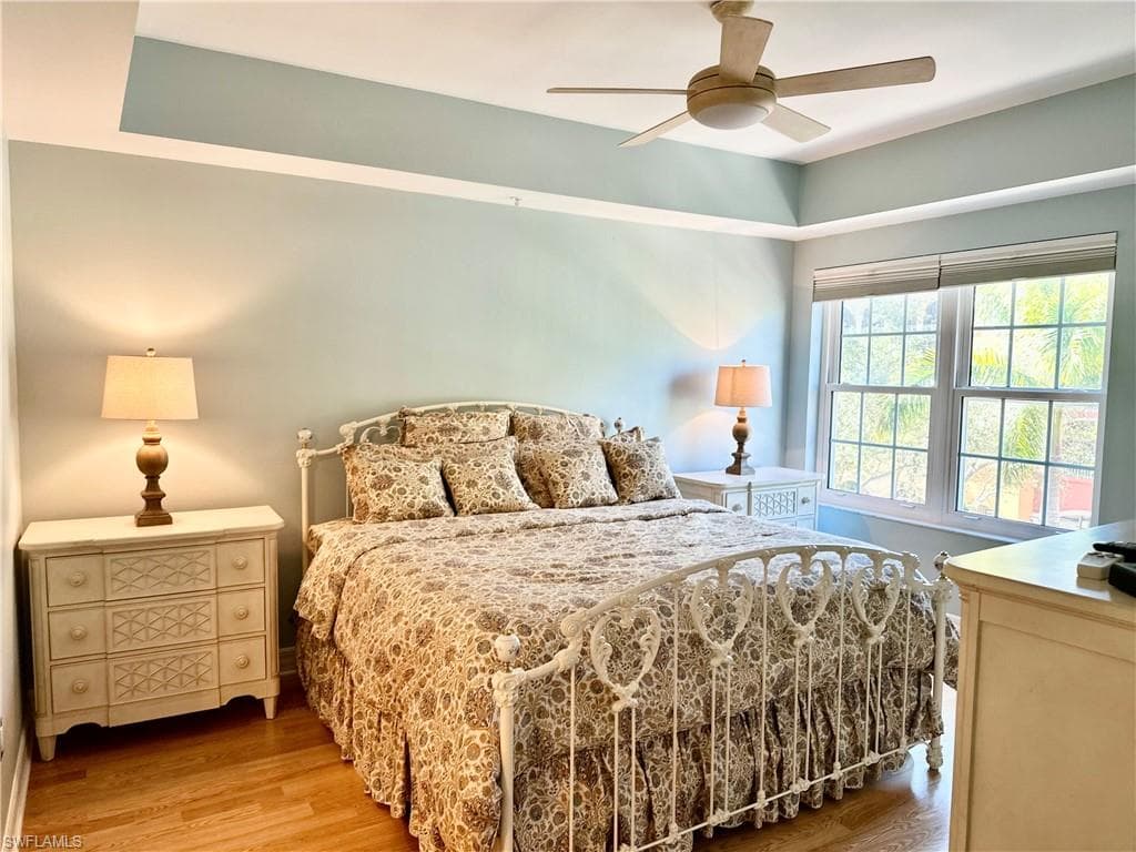 401 Bayfront PL # 3304, NAPLES FL 34102-13