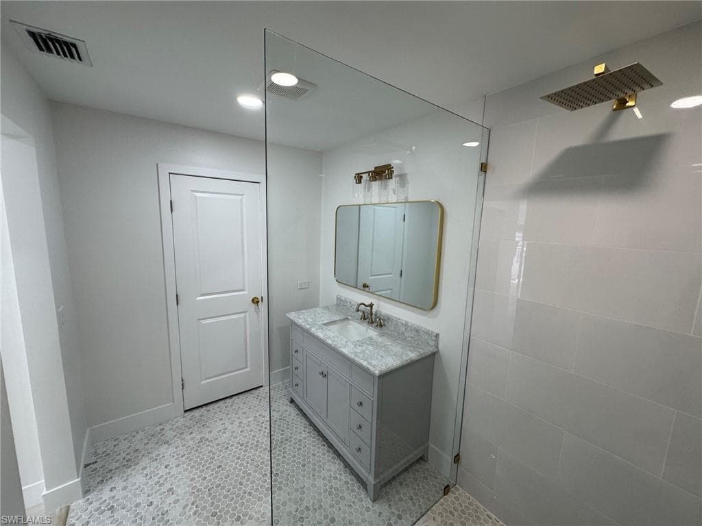 14441 Pine Lily DR, FORT MYERS FL 33908-20