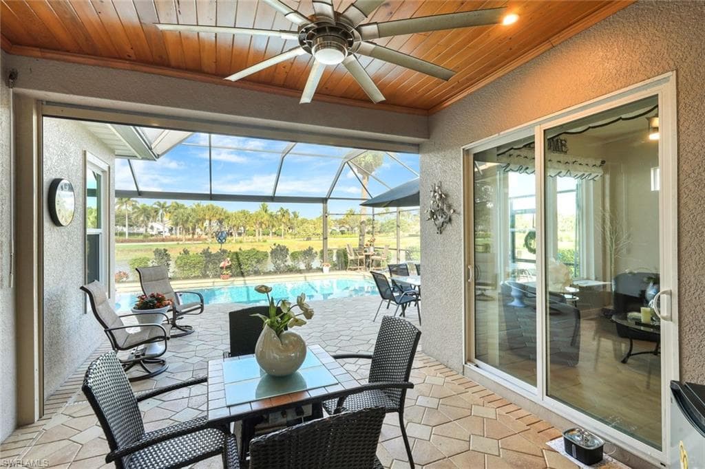 9127 Crystal CT, NAPLES FL 34120-22