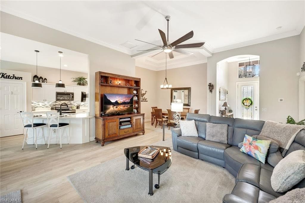 9127 Crystal CT, NAPLES FL 34120-9