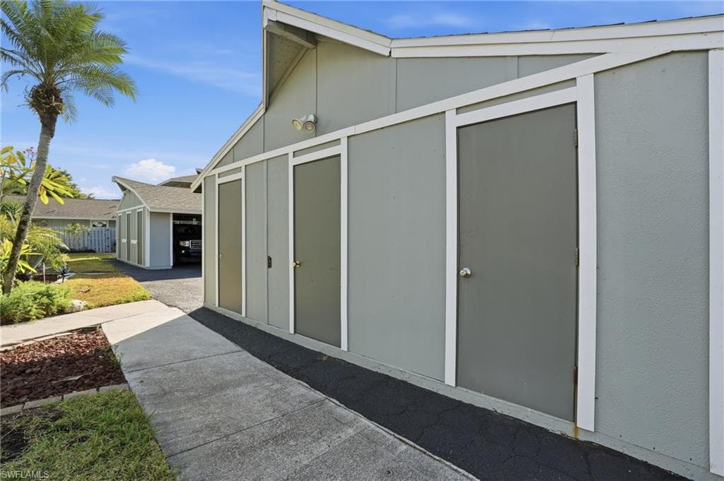 4251 Island CIR # 7, FORT MYERS FL 33919-27
