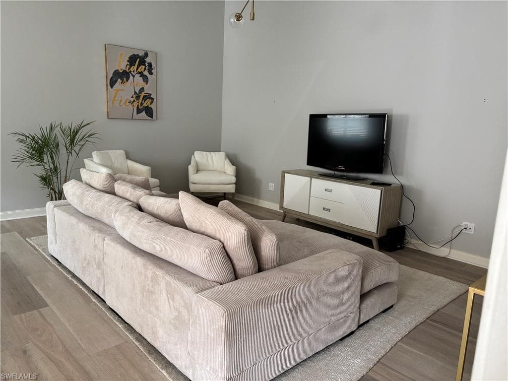 3238 Barbados LN, NAPLES FL 34119-2