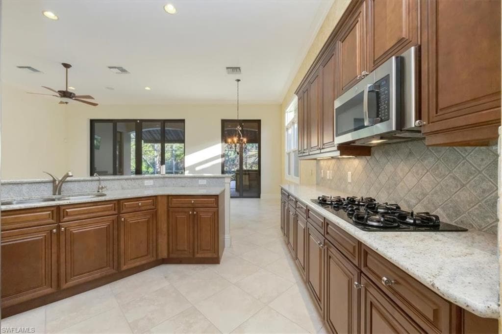 16834 Cabreo DR-13