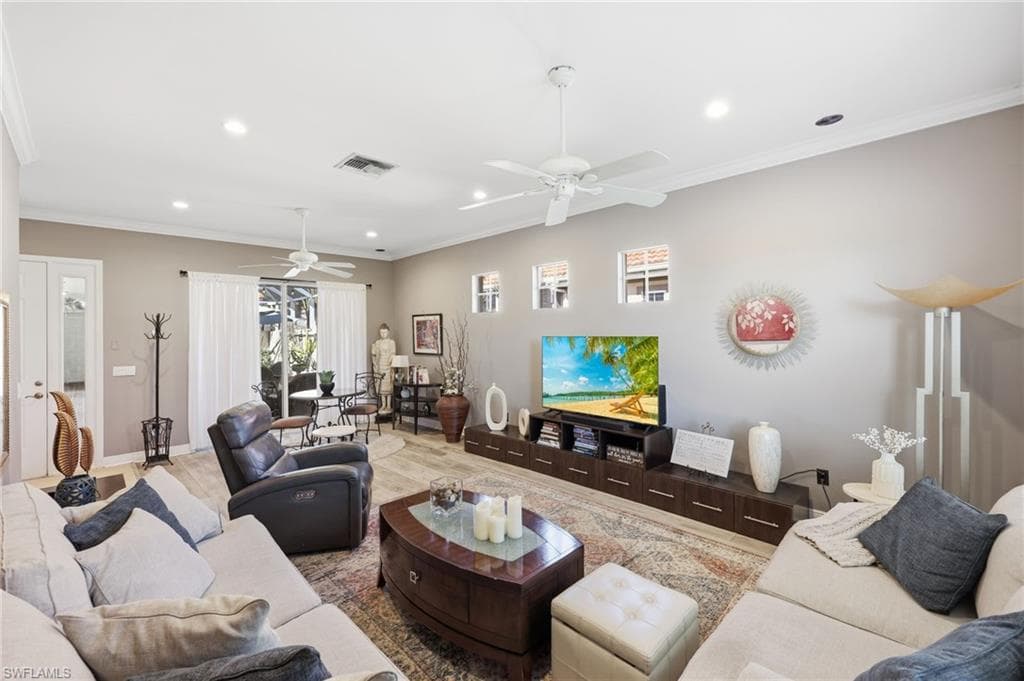 13924 Bently CIR, FORT MYERS FL 33912-15