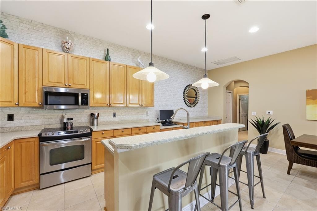 13924 Bently CIR, FORT MYERS FL 33912-6