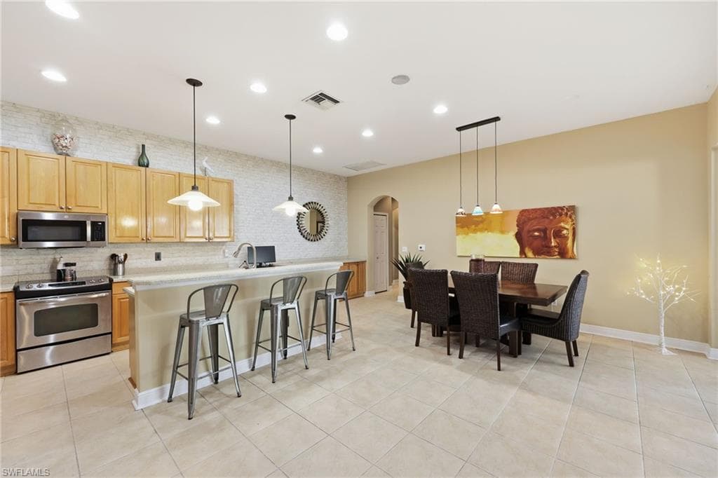 13924 Bently CIR, FORT MYERS FL 33912-3