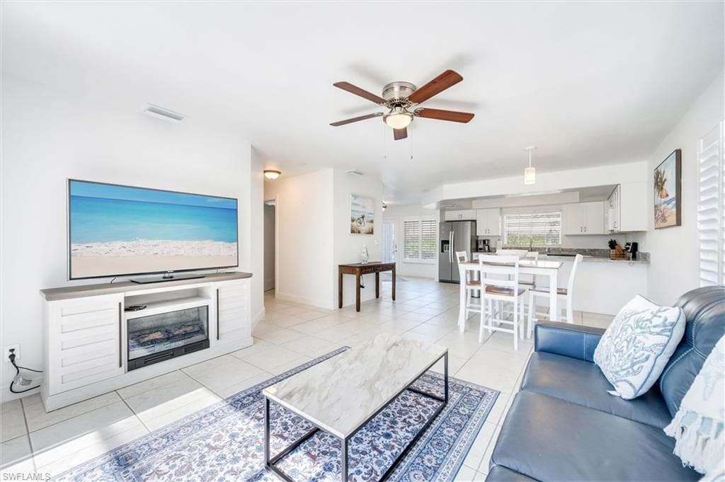 3687 Maran LN, BONITA SPRINGS FL 34134-7