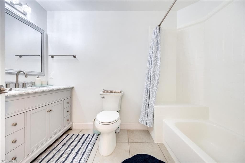 3687 Maran LN, BONITA SPRINGS FL 34134-24