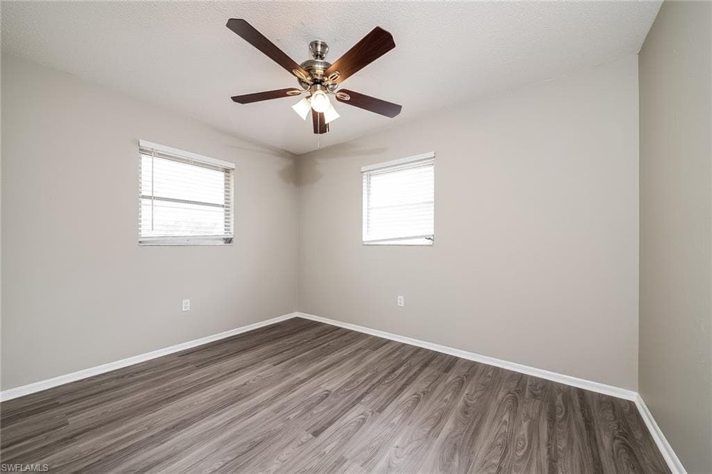 744 Pineland AVE, VENICE FL 34285-10