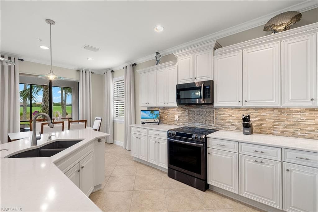 12041 Covent Garden CT # 2201, NAPLES FL 34120-7