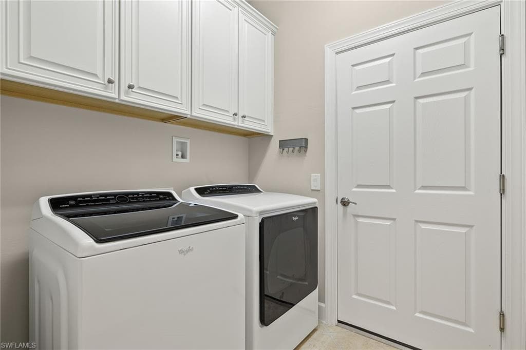 12041 Covent Garden CT # 2201, NAPLES FL 34120-20