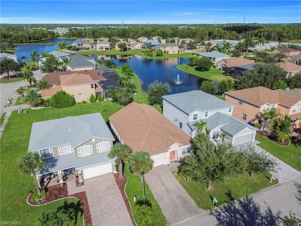 8125 Silver Birch WAY, LEHIGH ACRES FL 33971-2