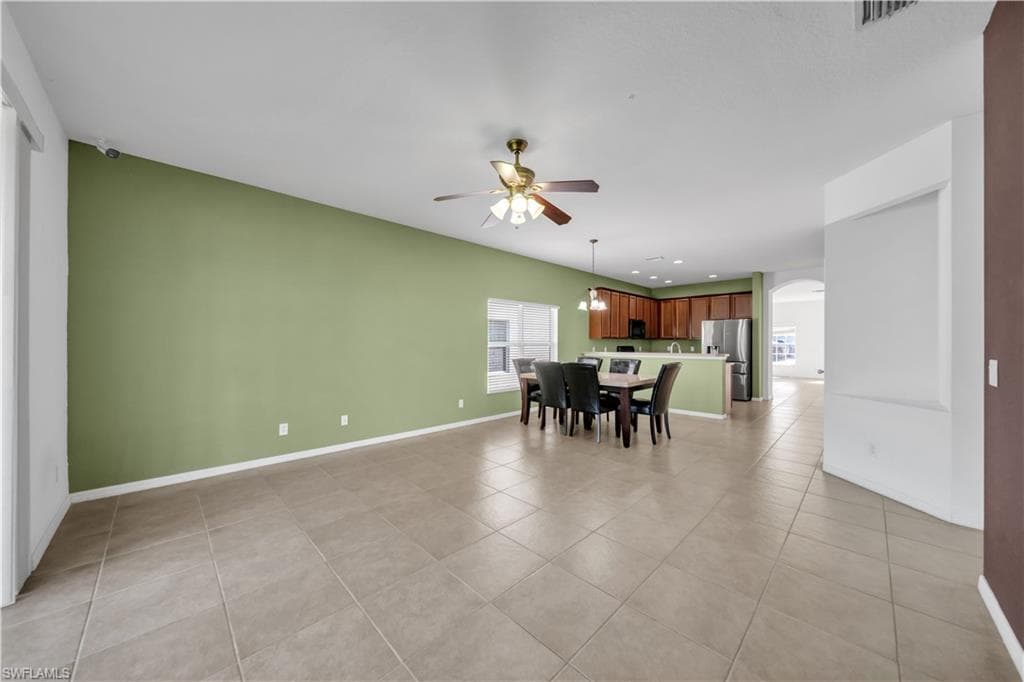 8125 Silver Birch WAY, LEHIGH ACRES FL 33971-8