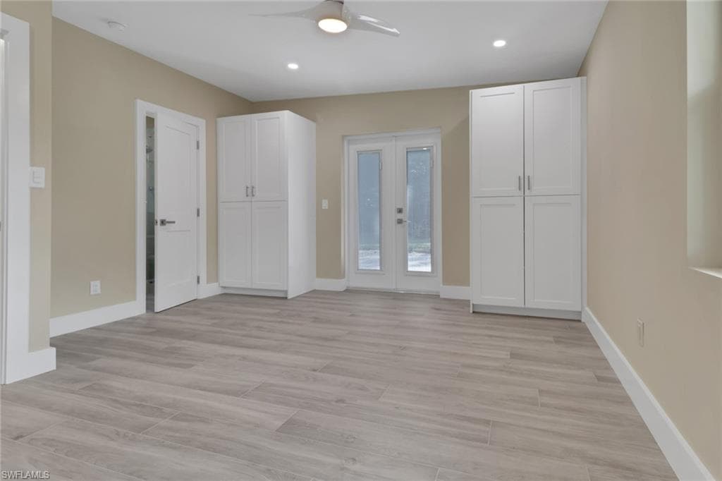 5150 Sand Dollar LN, NAPLES FL 34103-25