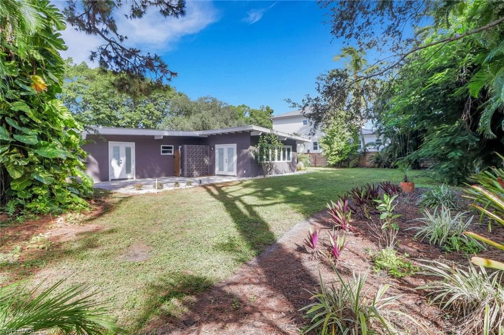 5150 Sand Dollar LN, NAPLES FL 34103-28