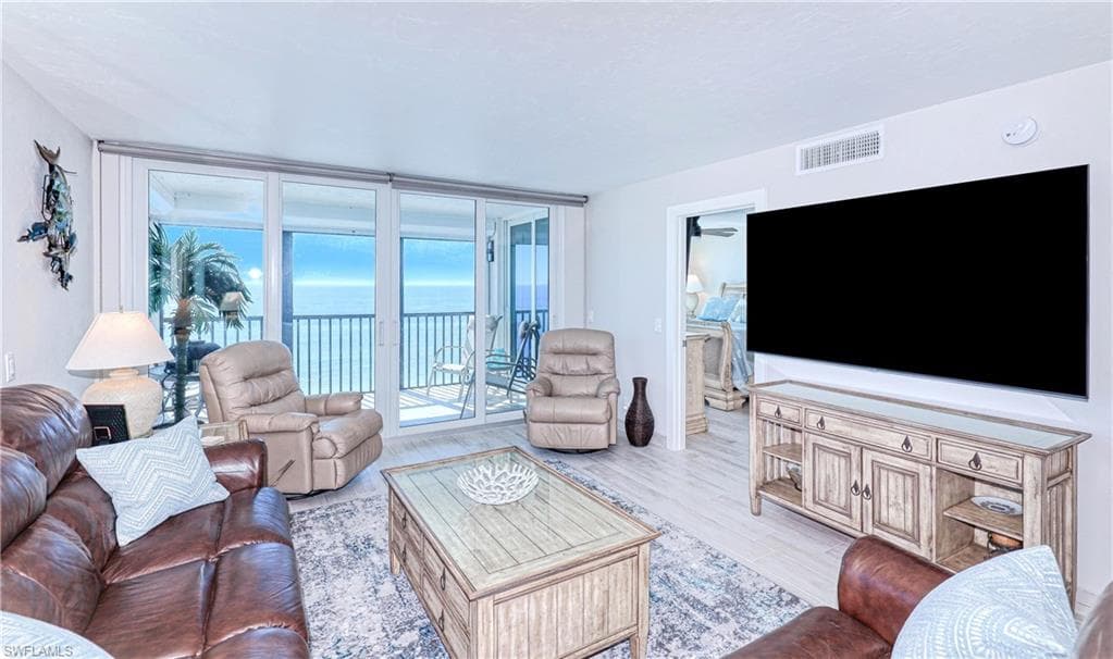 2800 Estero BLVD, FORT MYERS BEACH FL 33931-11