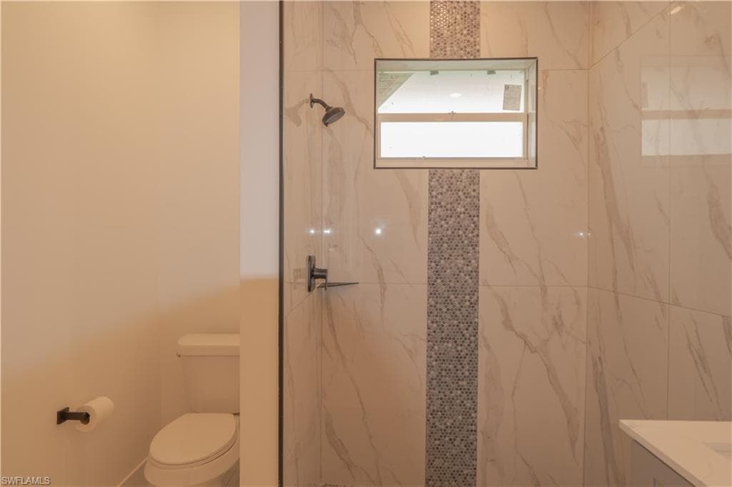 2045 Carver AVE, FORT MYERS FL 33916-12