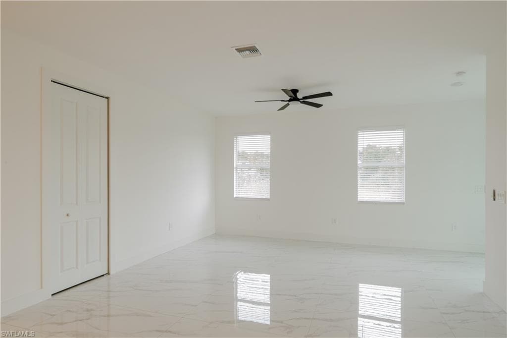 2045 Carver AVE, FORT MYERS FL 33916-6