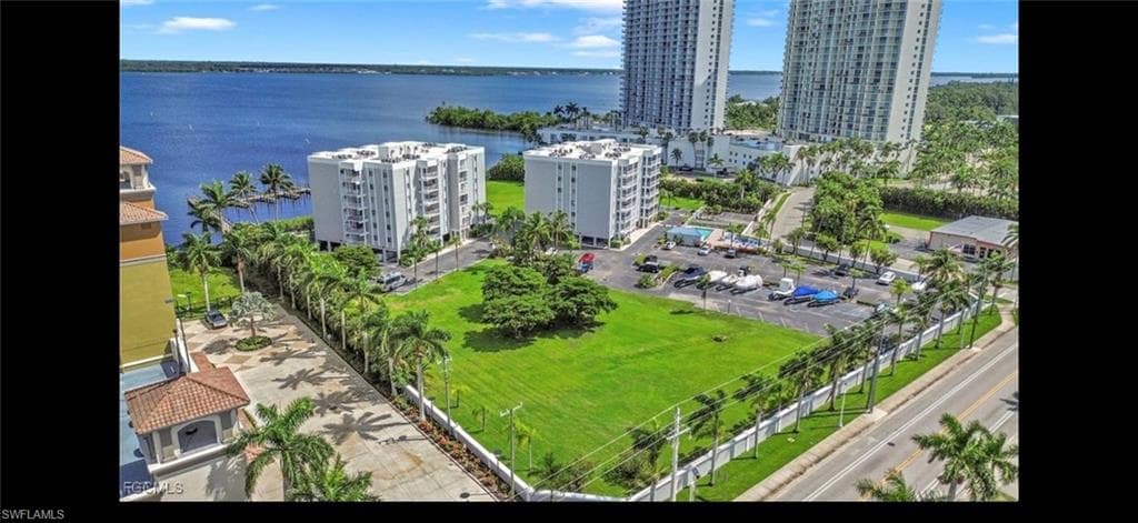 2875 Palm Beach BLVD # 206, FORT MYERS FL 33916-19