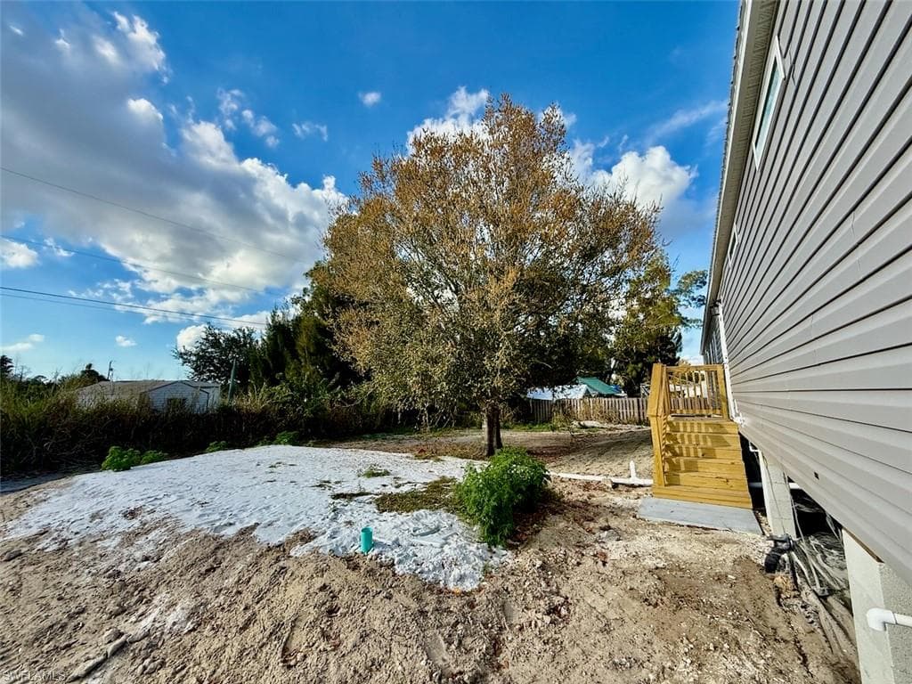 8104 Marx DR, NORTH FORT MYERS FL 33917-46