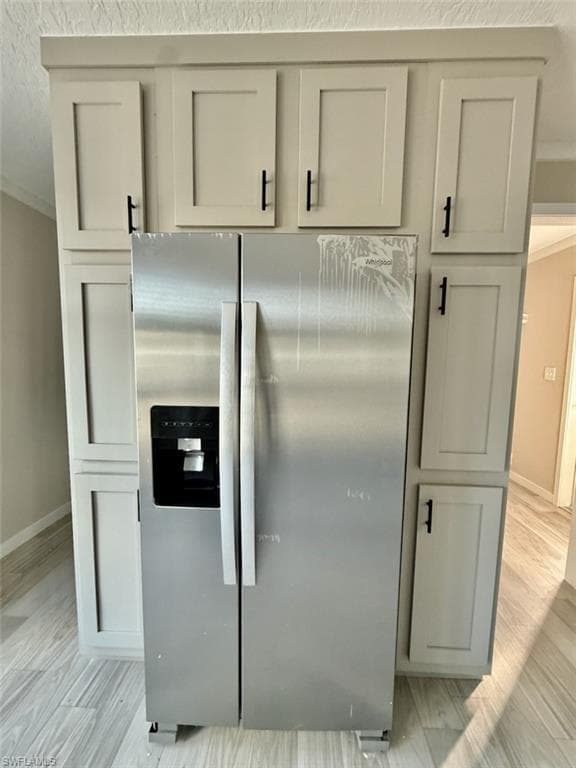 8104 Marx DR, NORTH FORT MYERS FL 33917-10