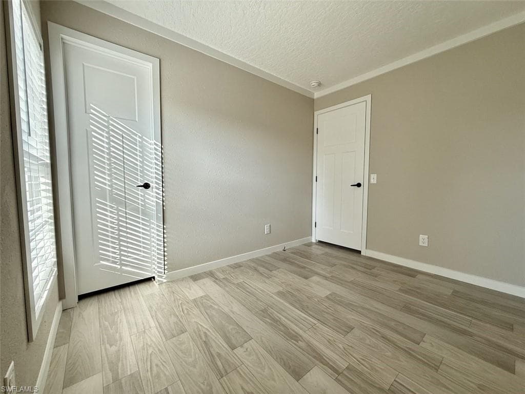 8104 Marx DR, NORTH FORT MYERS FL 33917-30