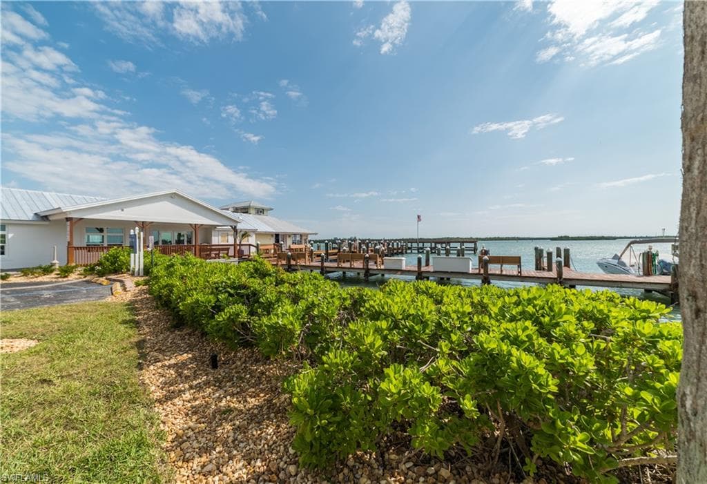 1085 Bald Eagle DR # A602, MARCO ISLAND FL 34145-23