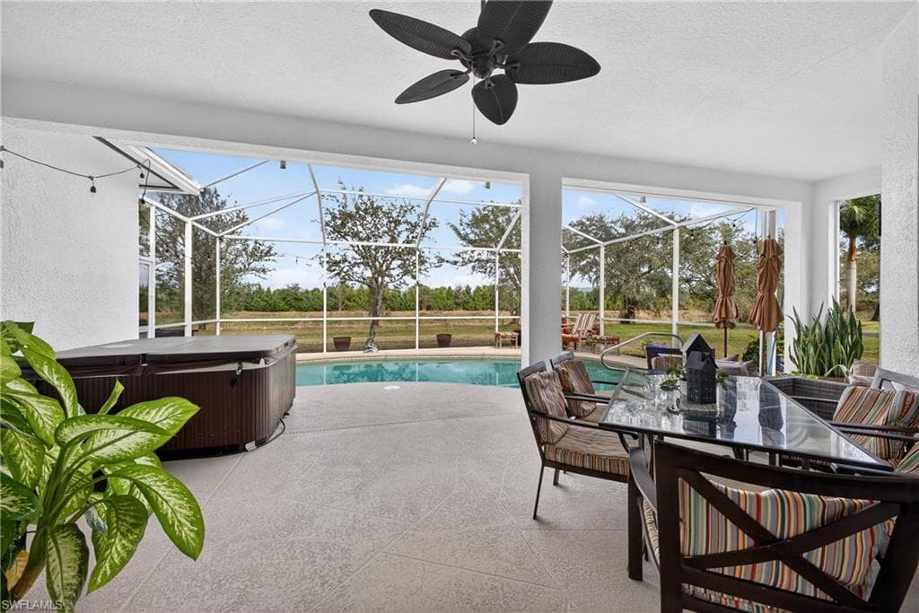 657 Grand Rapids BLVD, NAPLES FL 34120-25