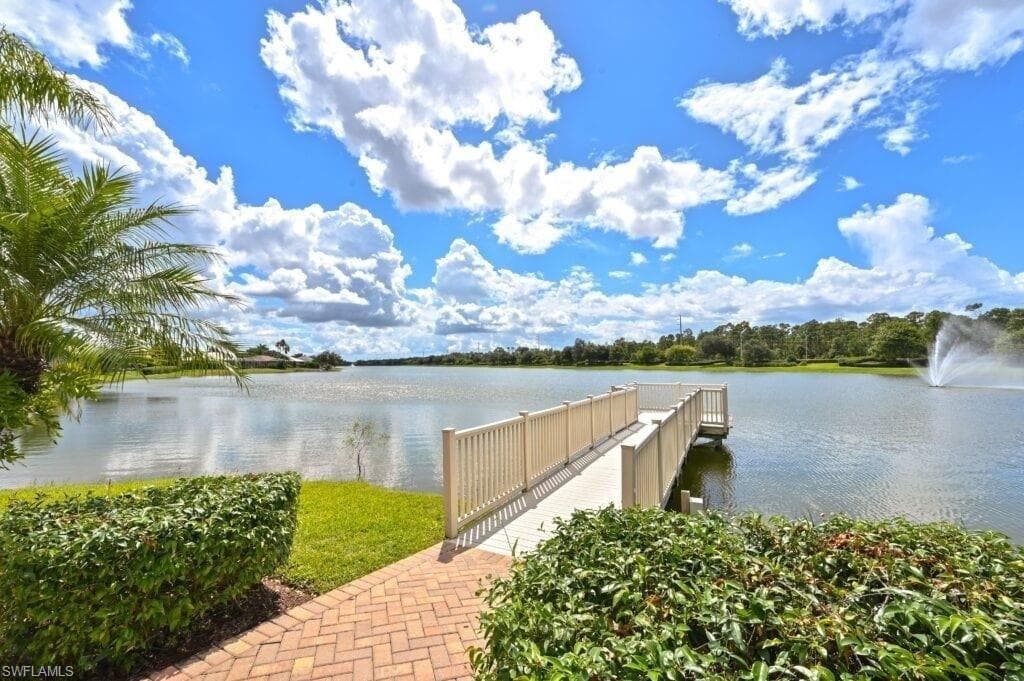 657 Grand Rapids BLVD, NAPLES FL 34120-36