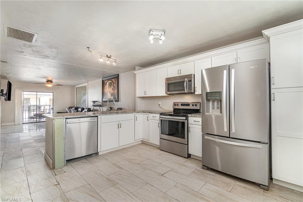 4516 Santa Barbara BLVD # 1, CAPE CORAL FL 33914-1