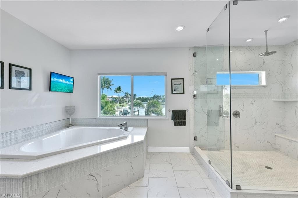 6448 Griffin BLVD, FORT MYERS FL 33908-22