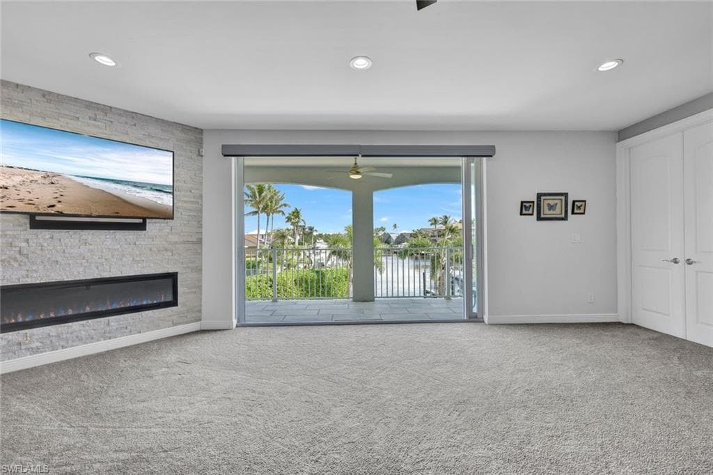 6448 Griffin BLVD, FORT MYERS FL 33908-19