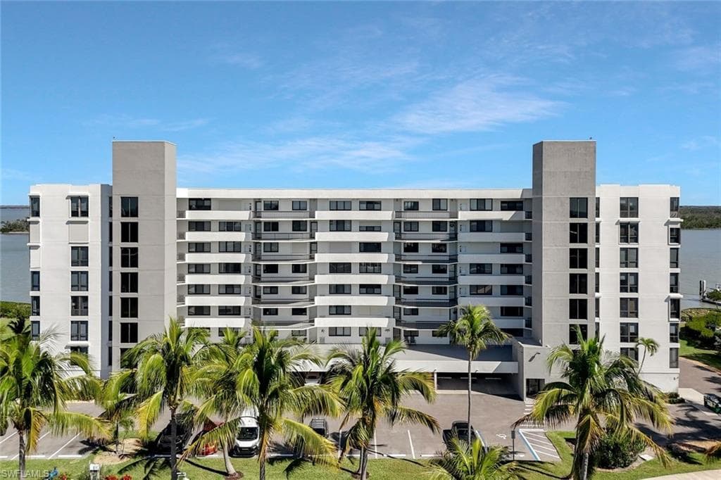 4203 Bay Beach LN 7H-18