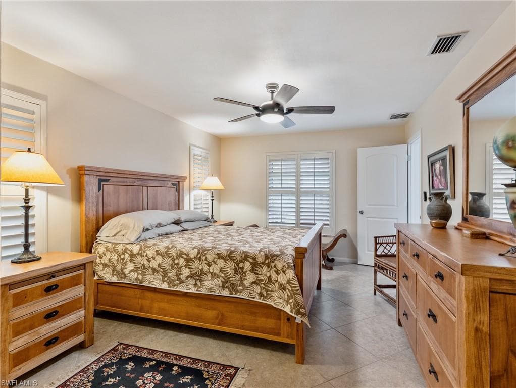 392 Snow DR, FORT MYERS FL 33919-34