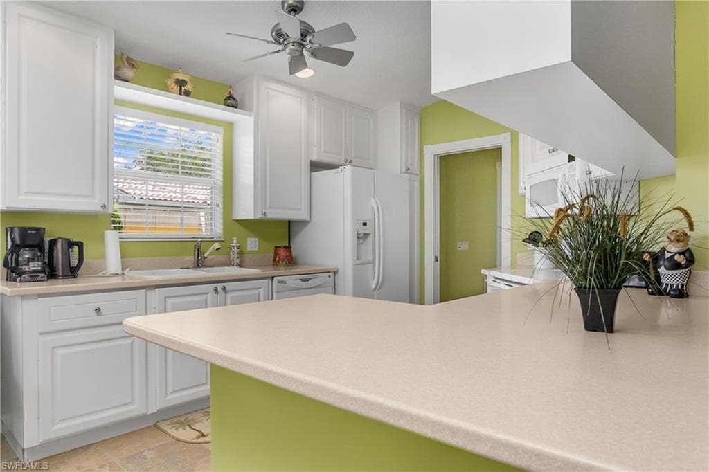 15351 Upwind DR, BONITA SPRINGS FL 34135-21