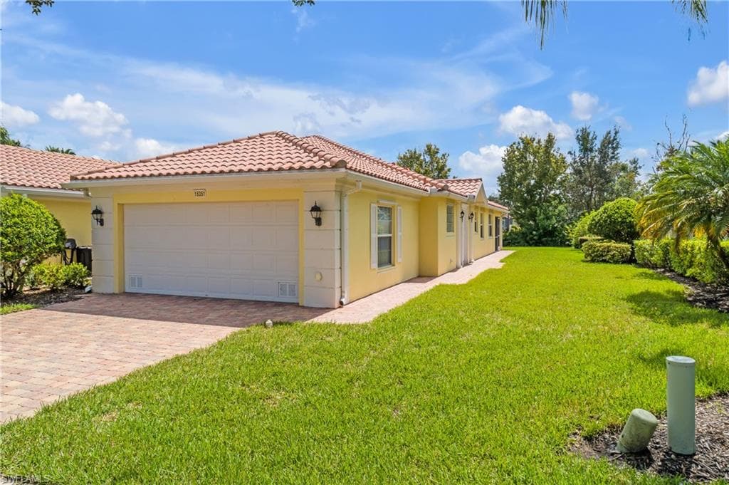 15351 Upwind DR, BONITA SPRINGS FL 34135-4