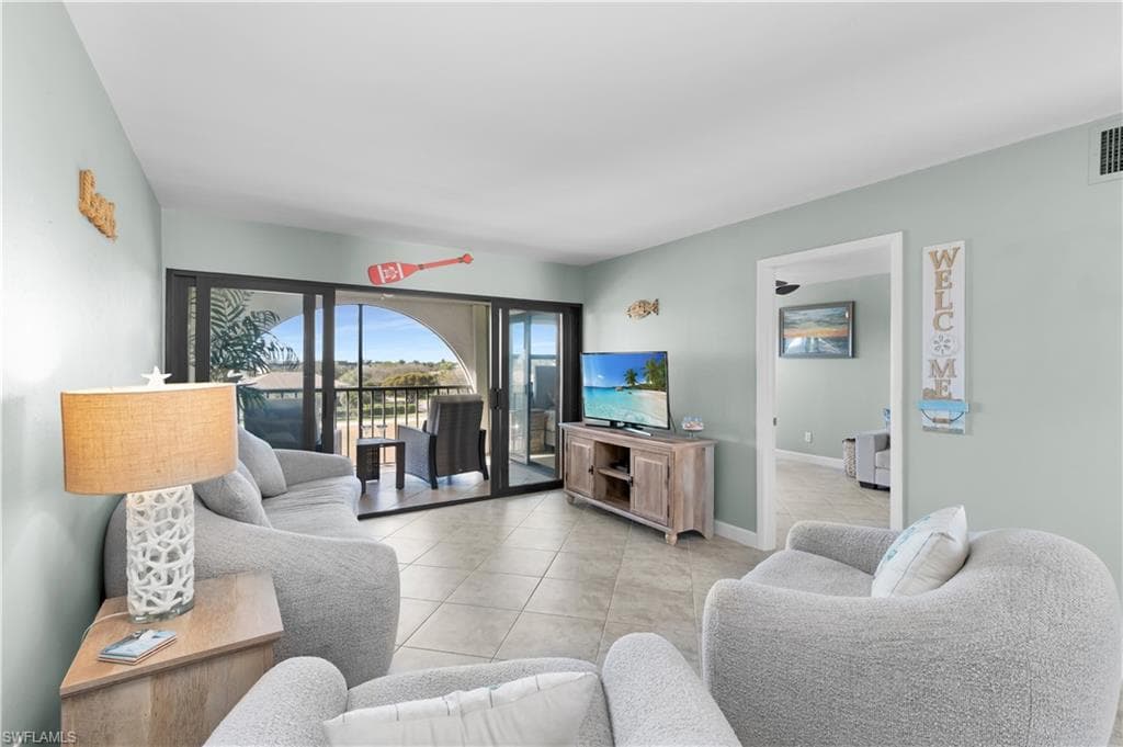 1012 Anglers CV # D507, MARCO ISLAND FL 34145-9