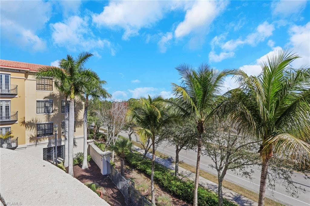 8011 Via Monte Carlo WAY # 2213, ESTERO FL 33928-24