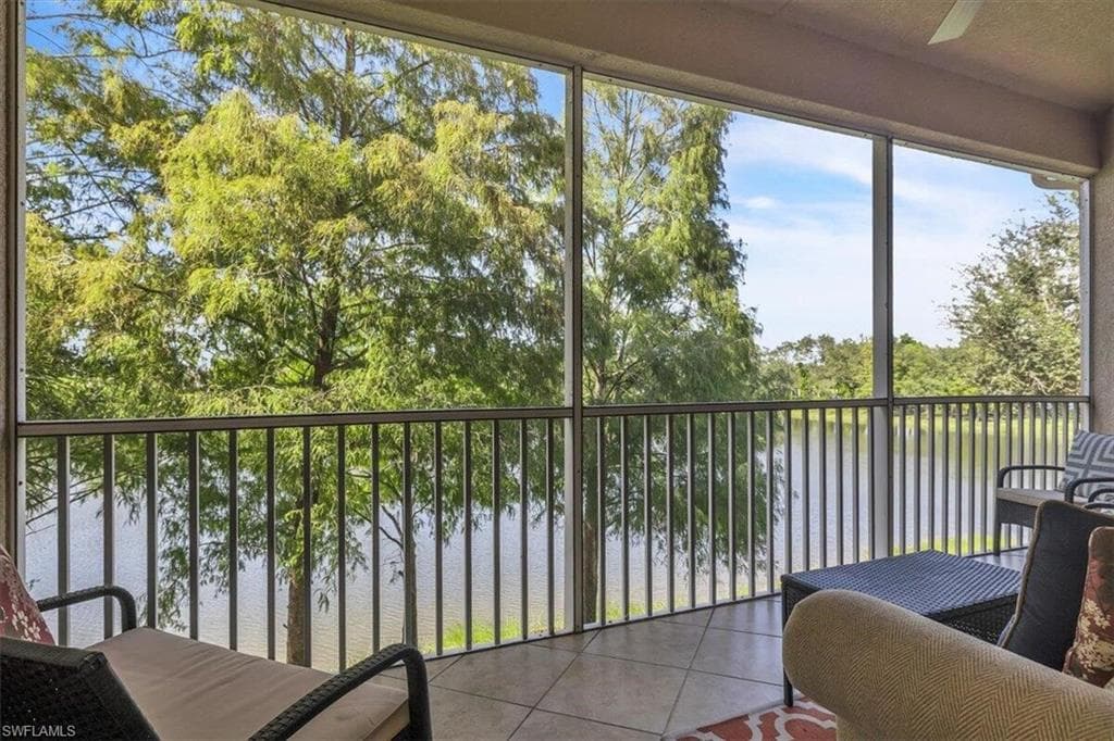 6050 Jonathans Bay CIR # 102, FORT MYERS FL 33908-11