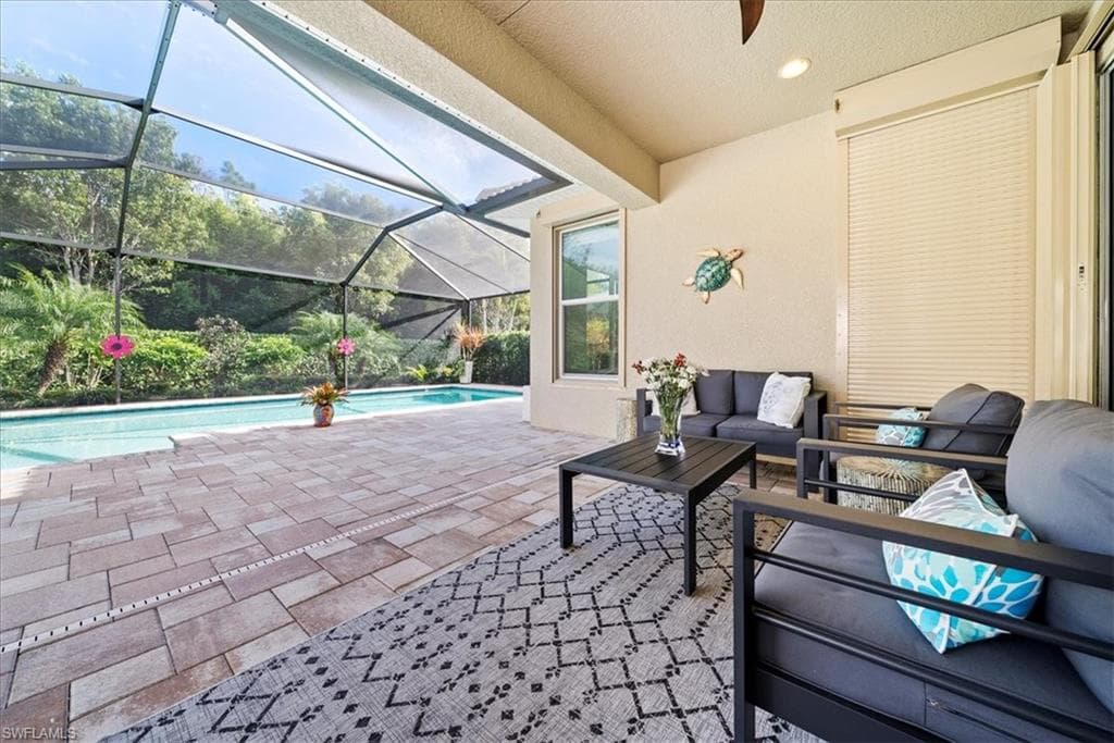 7831 Martino CIR, NAPLES FL 34112-29