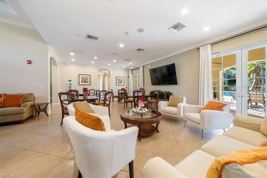 7831 Martino CIR, NAPLES FL 34112-36