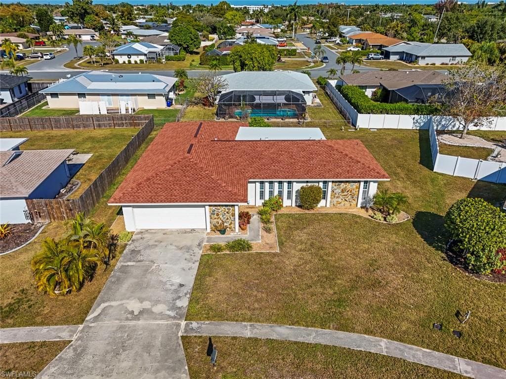 6944 Essex DR, FORT MYERS FL 33919-27