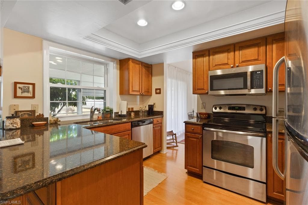 6944 Essex DR, FORT MYERS FL 33919-4